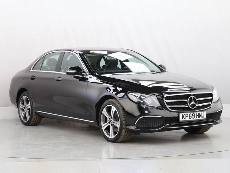 Used Mercedes E220 Premium 194 HP (142 kW) 2019 Black Sedan