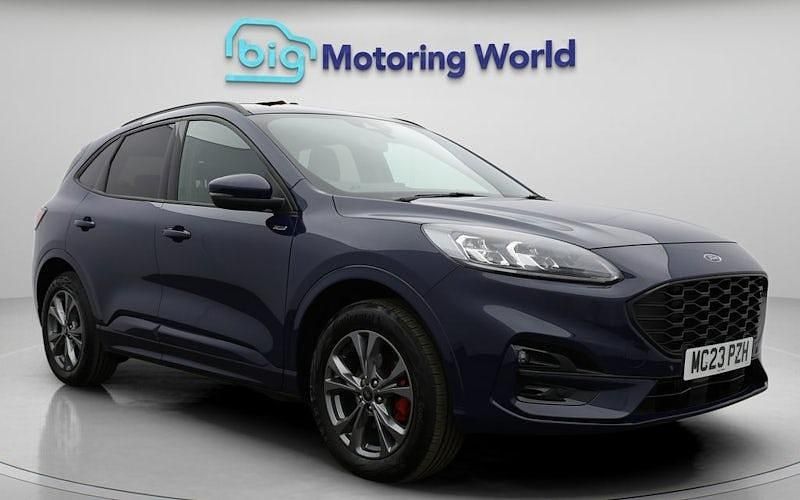 Usado Ford Kuga ST-Line 224 CV (164 kW) 2023 SUV