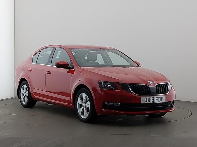 Used Skoda Octavia SE Technology 115 HP (84 kW) 2019 Red Hatchback