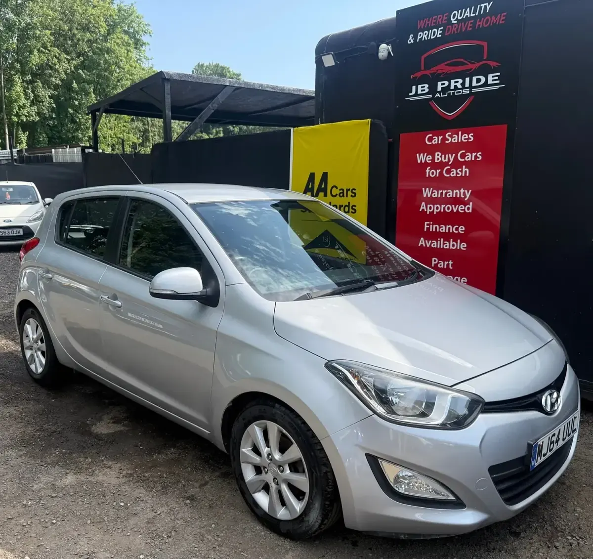 Used Hyundai i20 Active 2014 Silver Hatchback