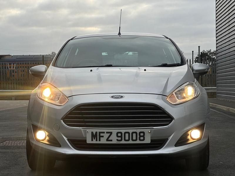 Used Ford Fiesta Zetec 2013 Silver Hatchback