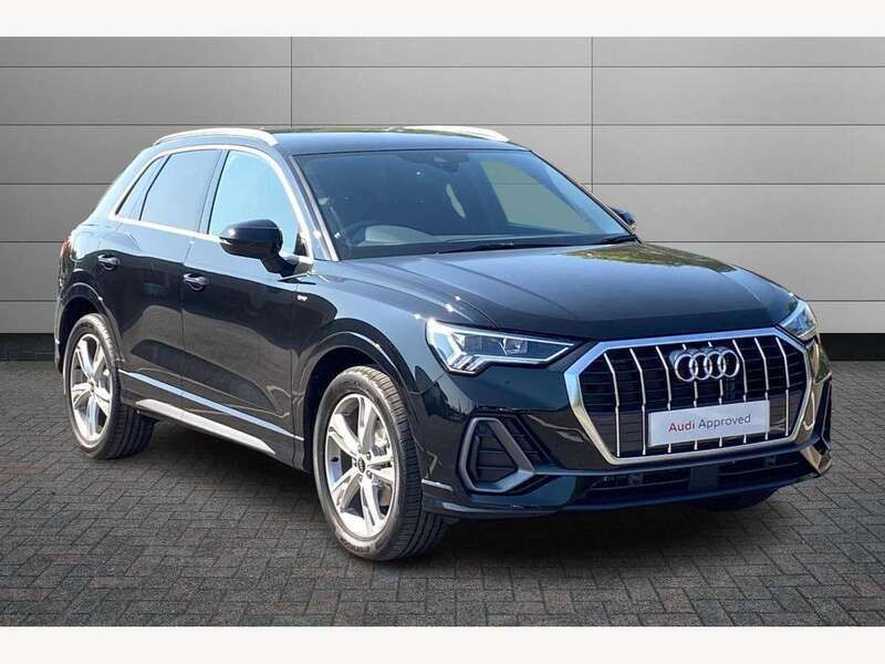 Mythos black New 2025 Audi Q3 S-Line SUV | £37,495 (A bit pricey) - Image 1/4