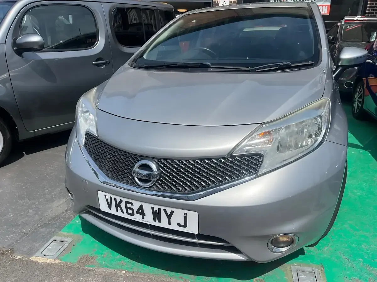 Used Nissan Note Acenta Premium 90 HP (66 kW) 2014 Silver MPV