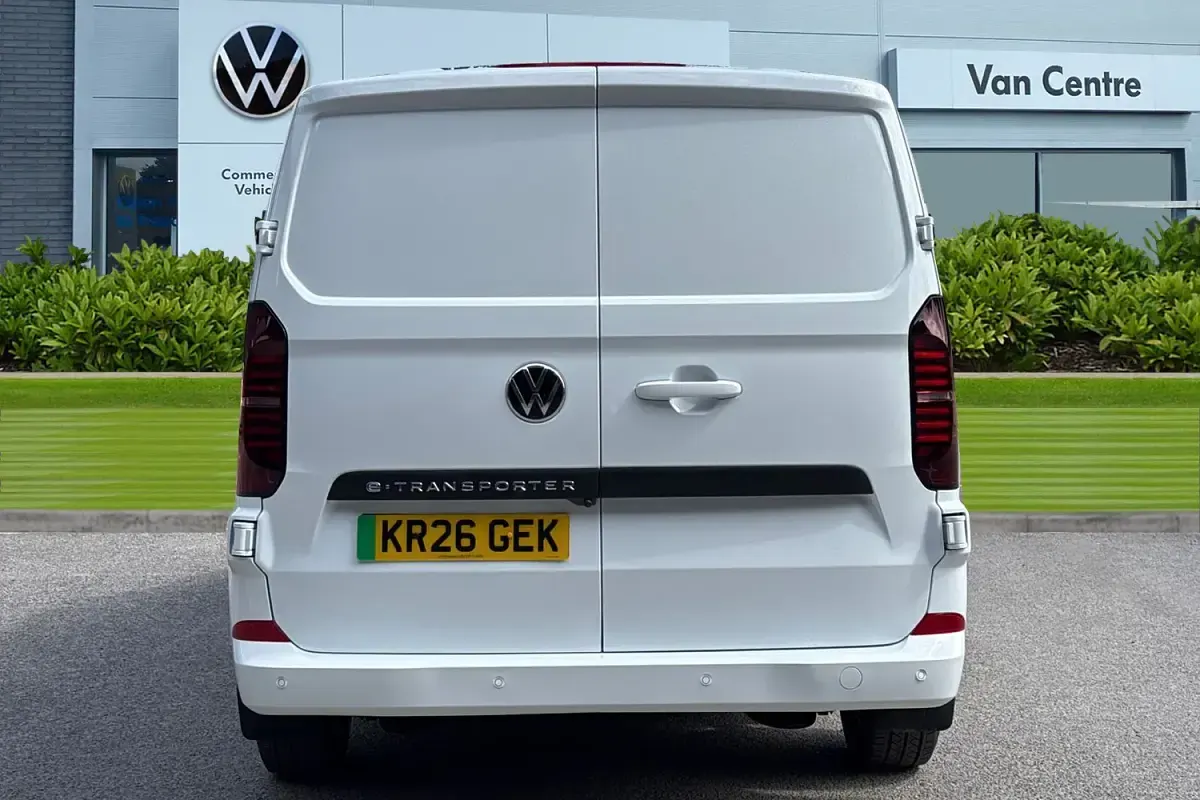 Nowe VW Transporter Pro 100 kW (136 KM) 2025 Biały Van