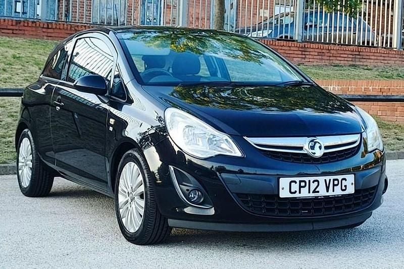 Black Used 2012 Vauxhall Corsa Excite Hatchback | £3,000 (Good price) - Image 1/1