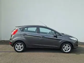 Second-hand Ford Fiesta Zetec 82 CP (60 kW) 2016 Gri Hatchback