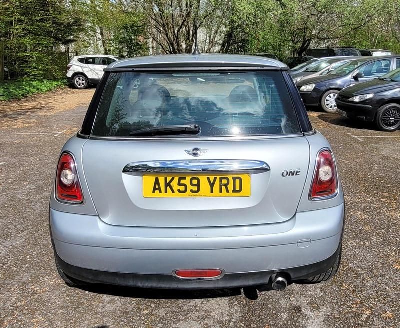 Used Mini ONE Hatch 2009 Silver Hatchback