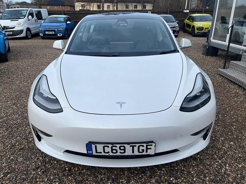 Used Tesla Model 3 Performance 82 kW (112 HP) 2019 White Sedan