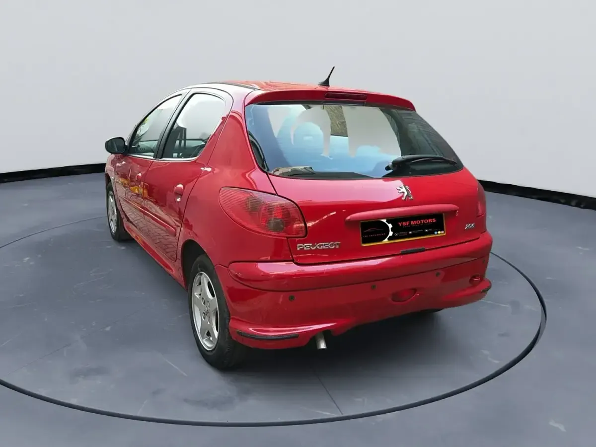 Used Peugeot 206 2006 Red Hatchback