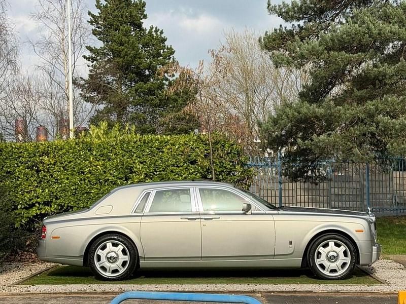 Used Rolls Royce Phantom 453 HP (333 kW) 2007 Silver Sedan