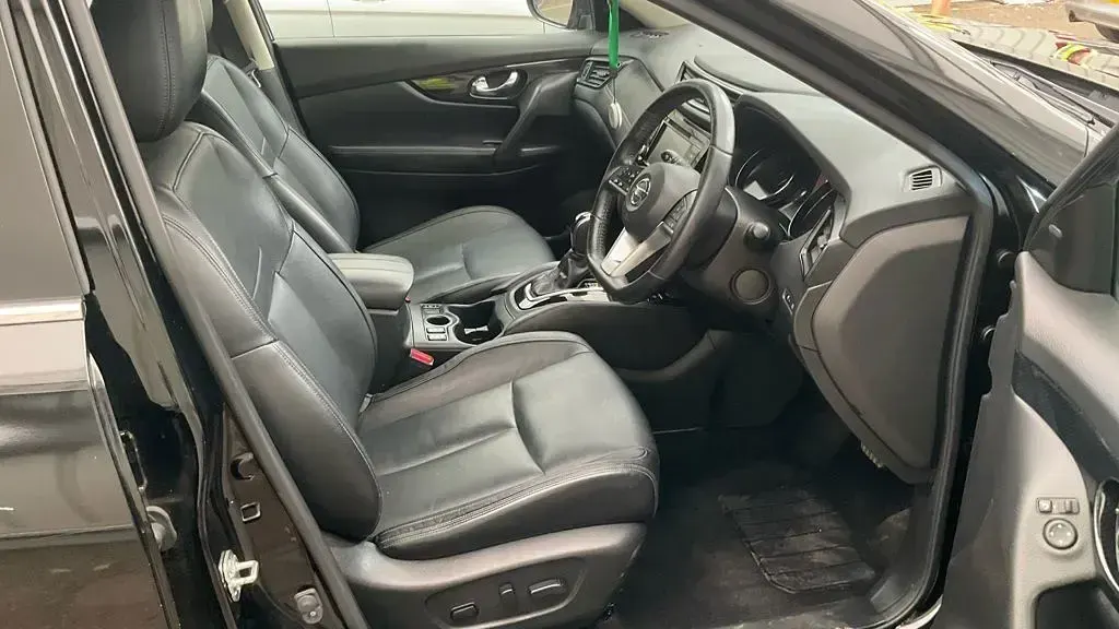 Used Nissan X-Trail S 160 HP (117 kW) 2021 Black SUV