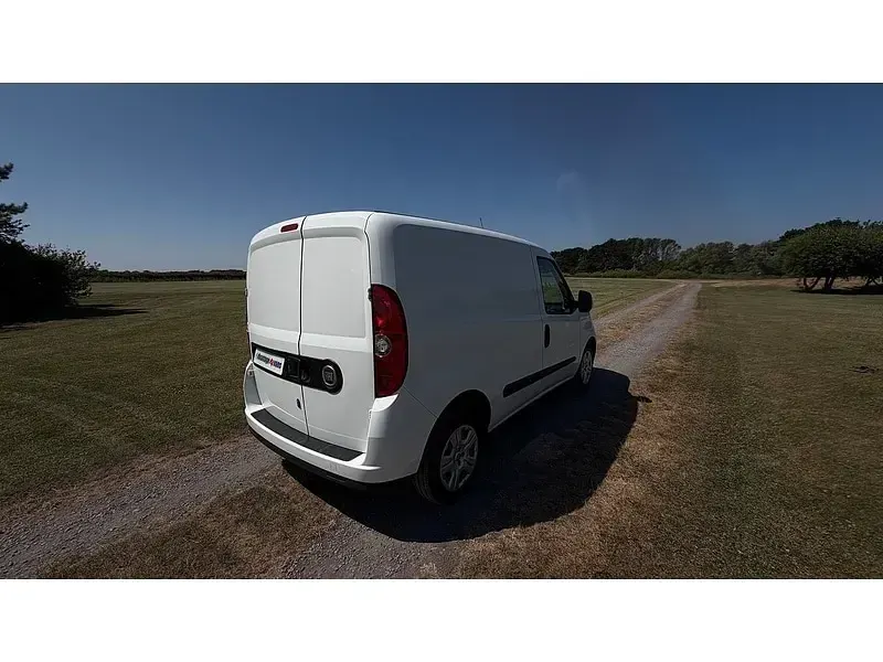 Used Fiat Doblò 2023 White MPV