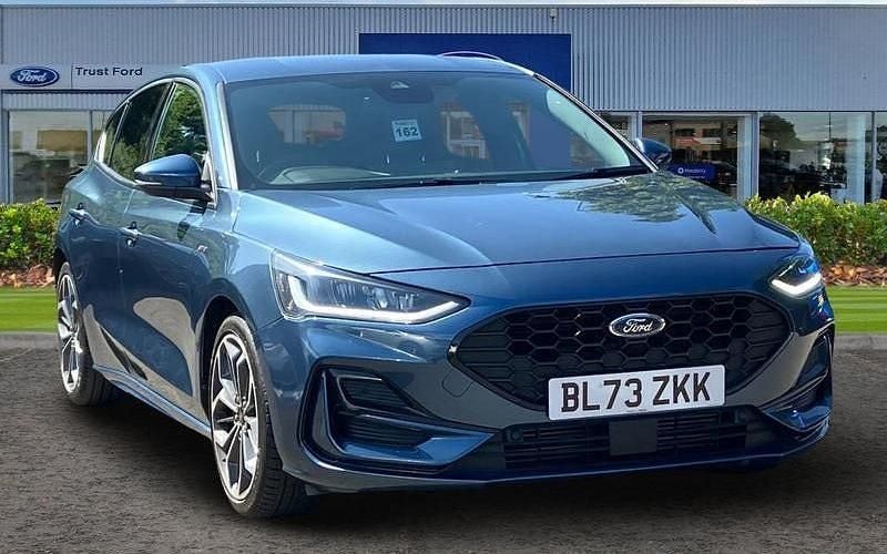 Used 2024 Ford Focus ST-Line X Hatchback | £19,600 (Fair price) - Image 1/4