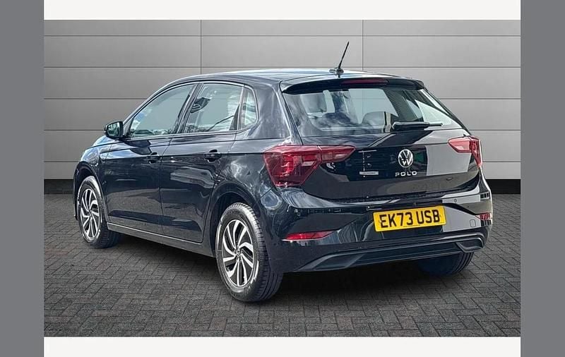 Used VW Polo Life 95 HP (69 kW) 2023 Black Hatchback