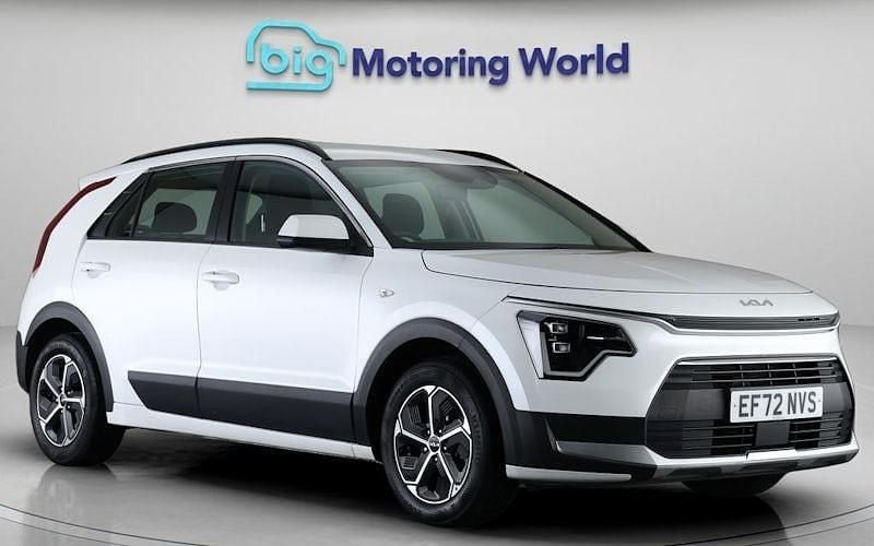 Used Kia Niro 141 HP (103 kW) 2023 White SUV