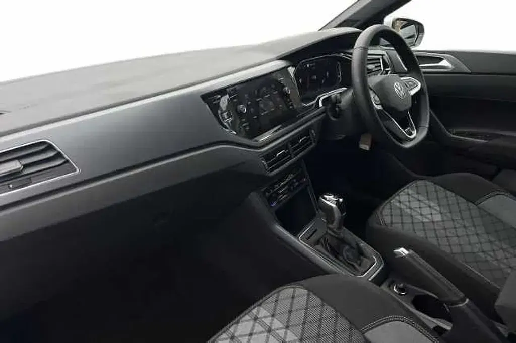 New VW Polo R-line 115 HP (84 kW) 2025 Silver Hatchback