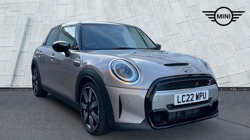 Grey Used 2022 Mini Cooper S Exclusive Hatchback | £22,500 (Fair price) - Image 1/4