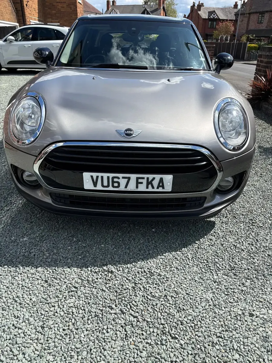 Usado Mini Cooper Clubman 136 CV (100 kW) 2017 Plateado Familiar