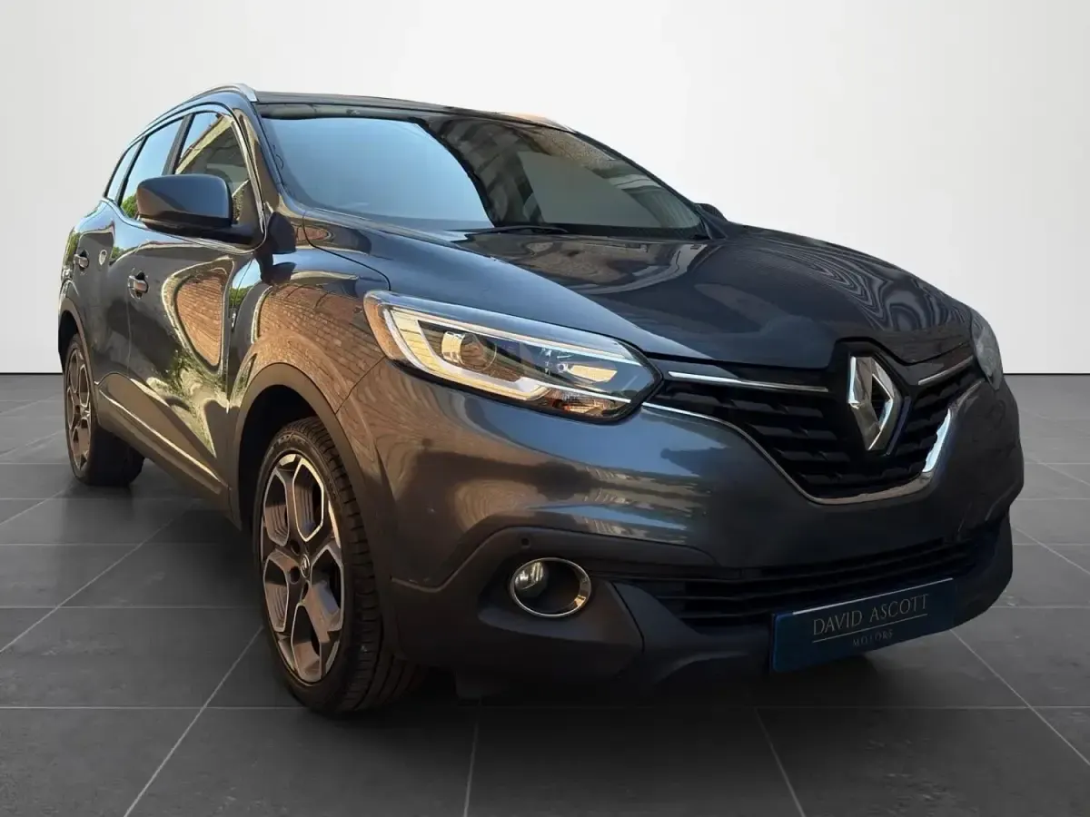 Gebraucht Renault Kadjar Dynamique 130 PS (95 kW) 2015 Grau SUV
