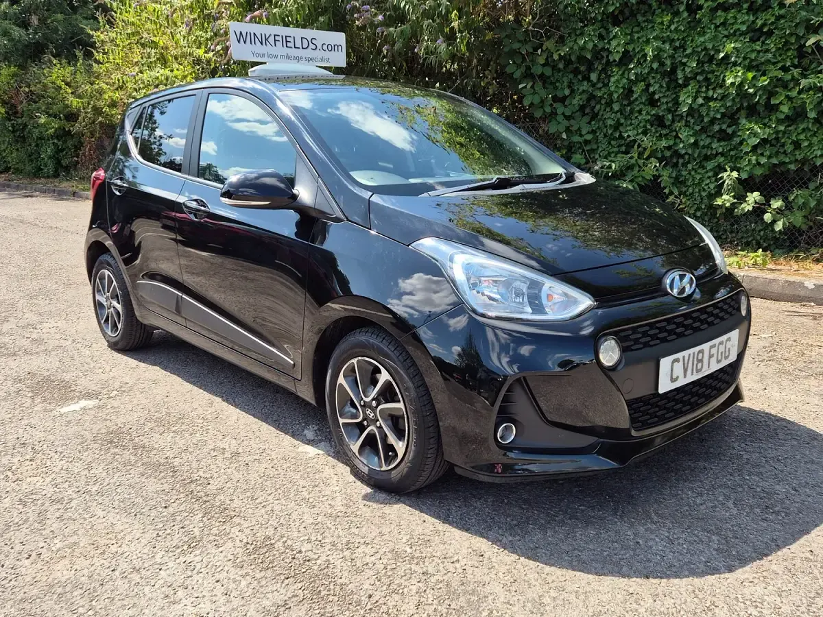 Used Hyundai i10 Premium 87 HP (63 kW) 2018 Black Hatchback