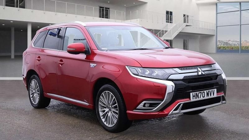 Red Used 2020 Mitsubishi Outlander P-HEV SUV | £9,976 (Good price) - Image 1/3
