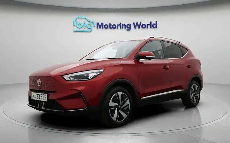 Używany MG ZS Trophy Connect 114 kW (156 KM) 2022 Czerwony SUV