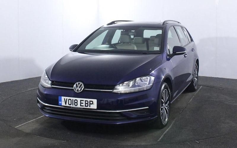 Used VW Golf VII SE 125 HP (91 kW) 2018 Blue Estate