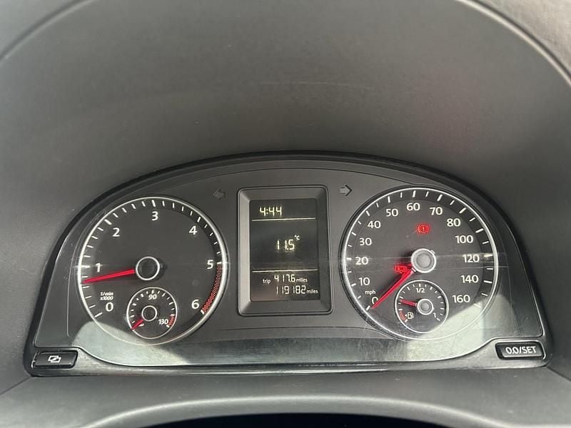 Used VW Caddy Maxi 102 HP (75 kW) 2011 White MPV