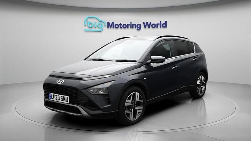 Used Hyundai Bayon Premium 100 HP (73 kW) 2023 Grey SUV
