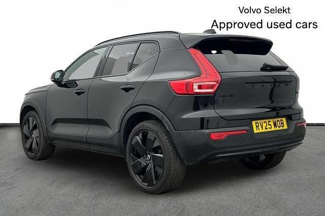 Used Volvo XC40 Ultra 161 HP (118 kW) 2025 Black SUV