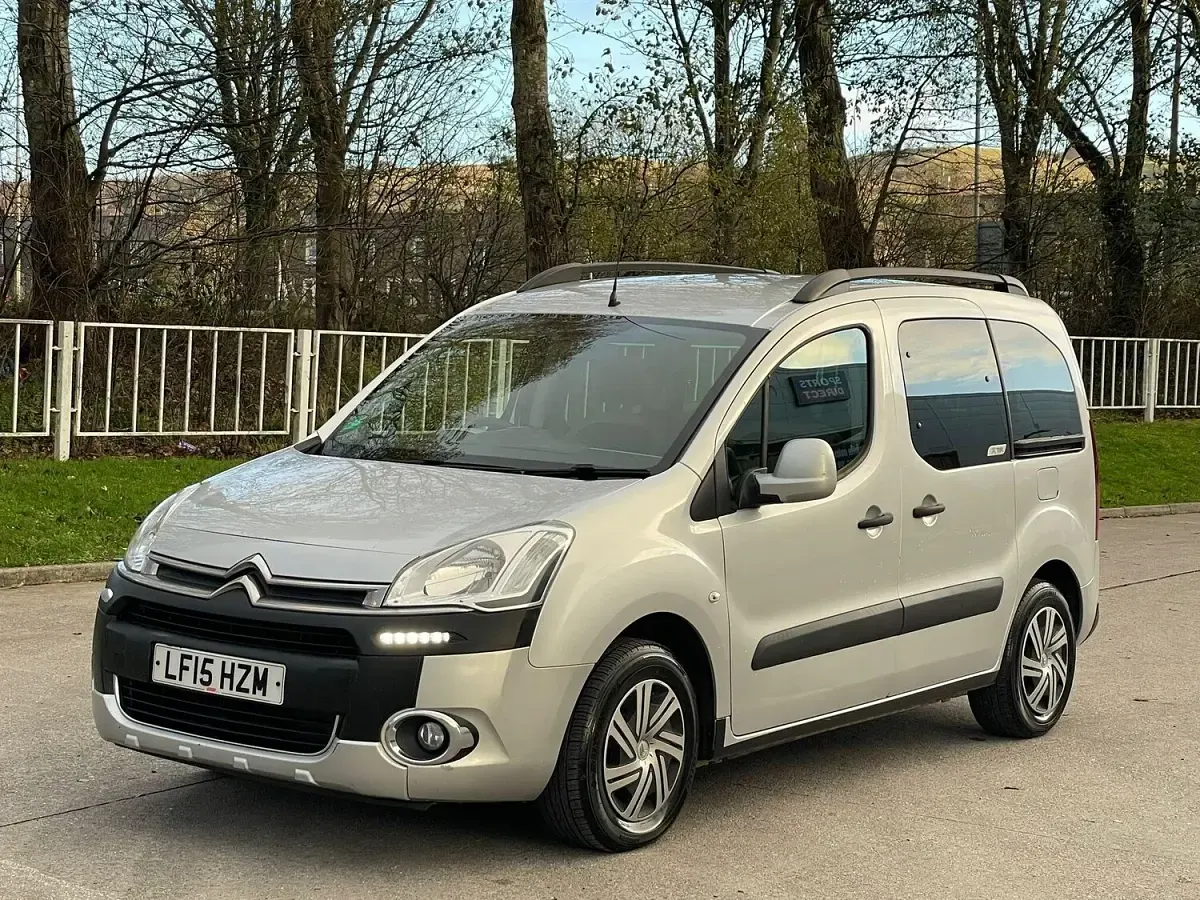 Used Citroën Berlingo XTR 90 HP (66 kW) 2015 Silver MPV