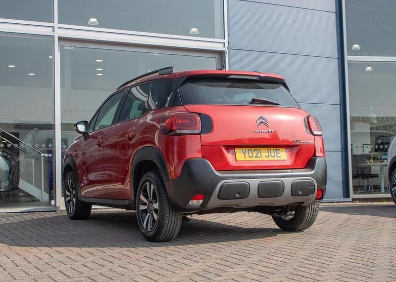 Used Citroën C3 Aircross PureTech 108 HP (79 kW) 2021 Red SUV