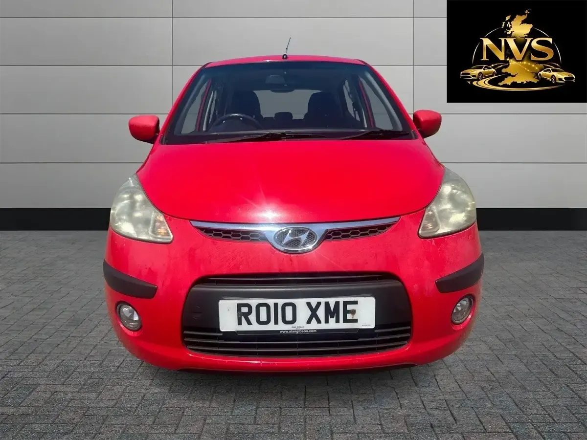 Used Hyundai i10 Comfort 77 HP (56 kW) 2010 Red Hatchback