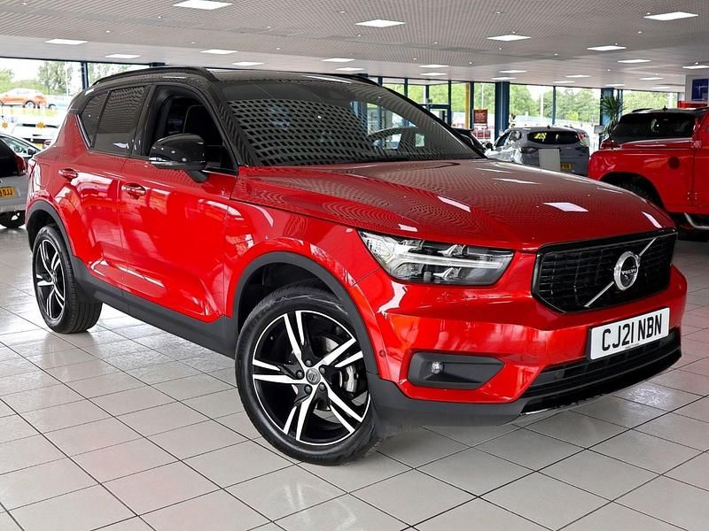 Used Volvo XC40 R-Design 2021 Red SUV
