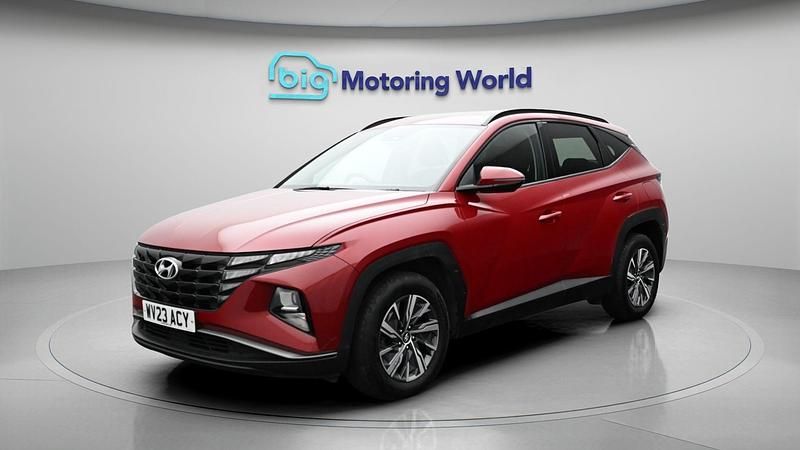 Used Hyundai Tucson SE 150 HP (110 kW) 2023 Red SUV