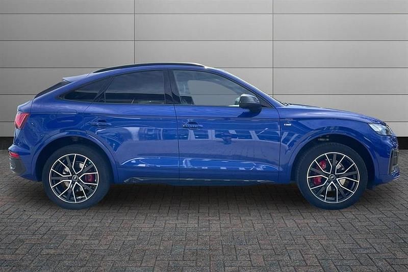 Used Audi Q5 Advanced 204 HP (150 kW) 2022 Ultra blue SUV