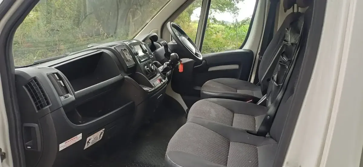 Used Citroën Relay 140 HP (102 kW) 2020 White Van