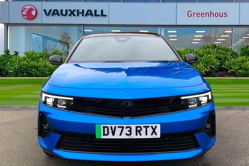 Blue Used 2023 Vauxhall Astra Ultimate Hatchback | £19,581 (Fair price) - Image 1/4