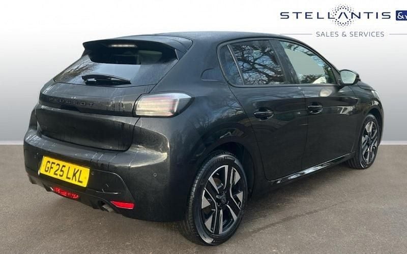 Used Peugeot 208 Allure 101 HP (74 kW) 2025 Black Hatchback