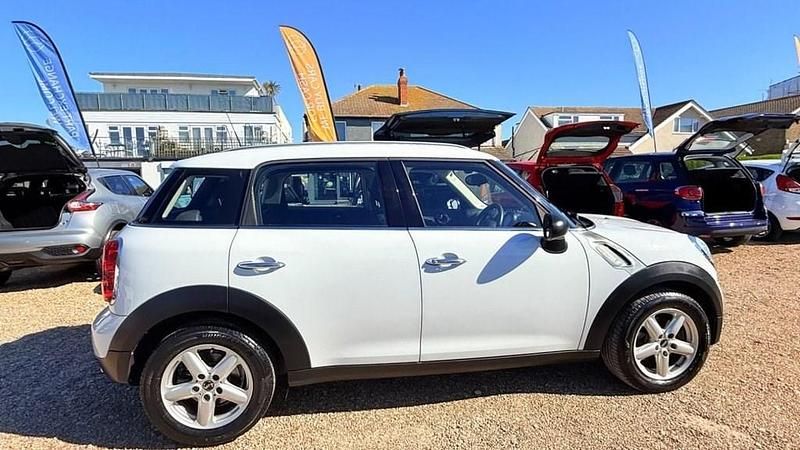 Used Mini One Countryman 98 HP (72 kW) 2012 White SUV