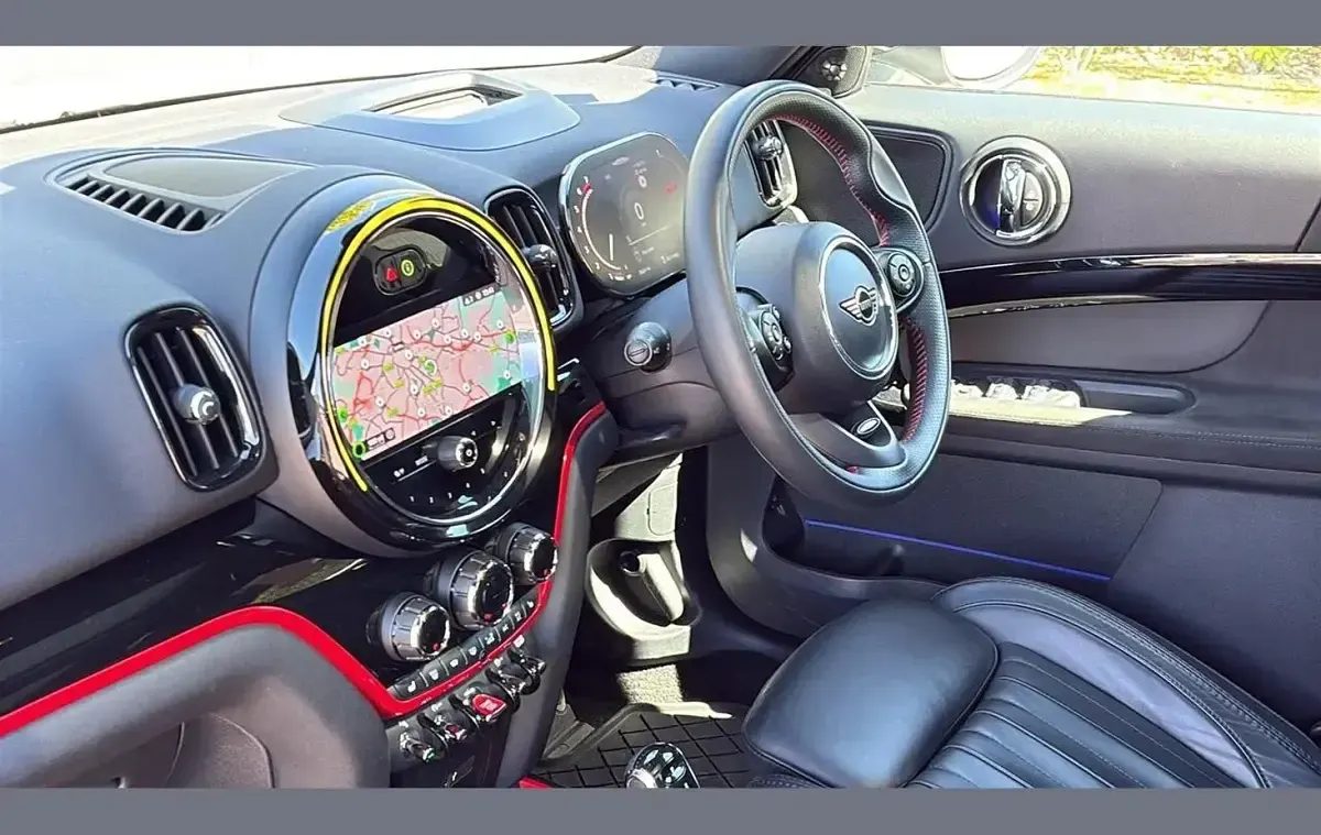 Used Mini John Cooper Works Countryman 301 HP (221 kW) 2021 Silver SUV