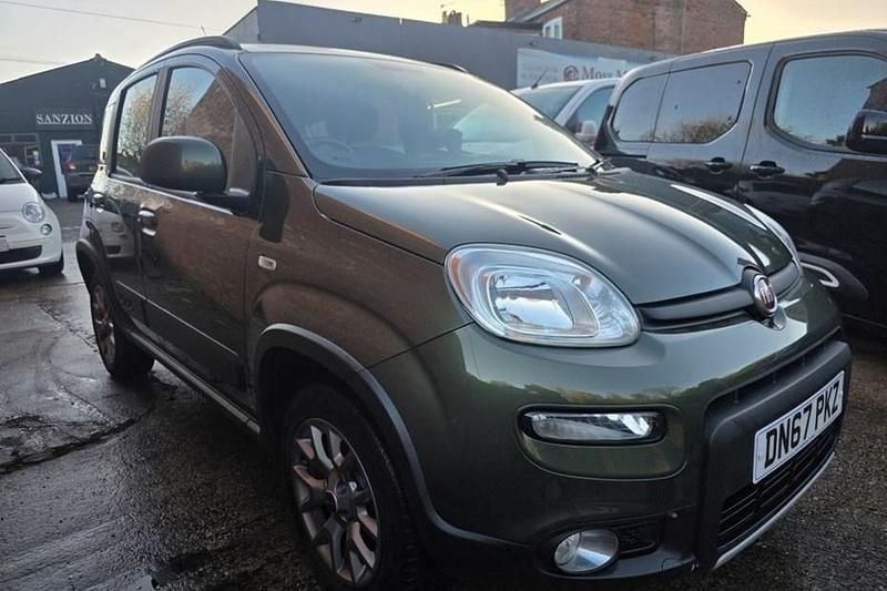 Green Used 2017 Fiat Panda 4x4 Hatchback | £6,695 (Good price) - Image 1/1