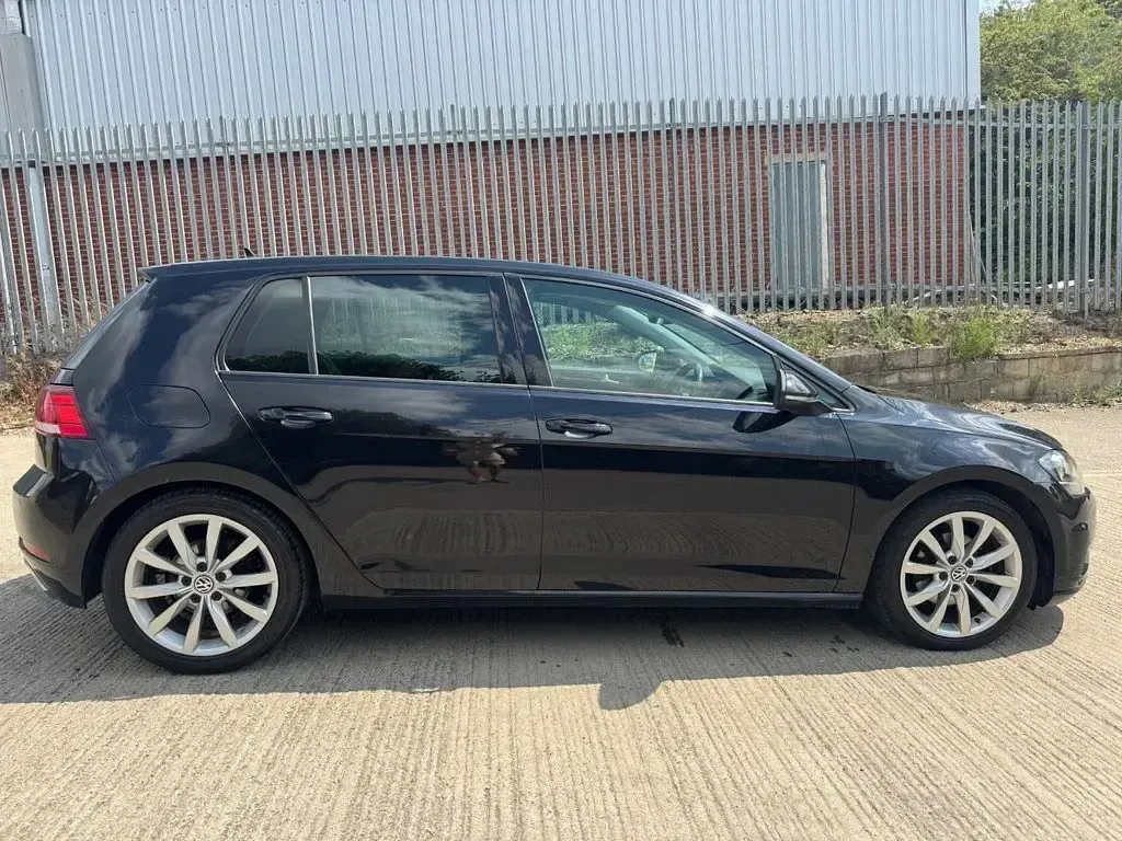Used VW Golf VII GT 115 HP (84 kW) 2017 Black Hatchback