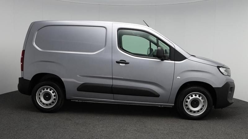 Grey New 2025 Peugeot Partner Van | £19,299 (A bit pricey) - Image 1/4