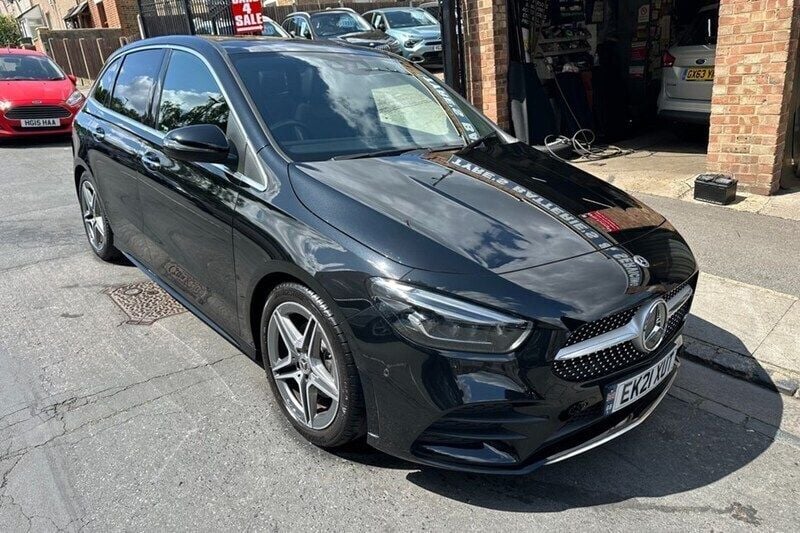Used 2021 Mercedes 200 AMG Line Premium Plus MPV | £19,250 (Super price) - Image 1/1