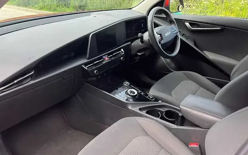 Used Kia e-Niro 150 kW (204 HP) 2023 Orange SUV