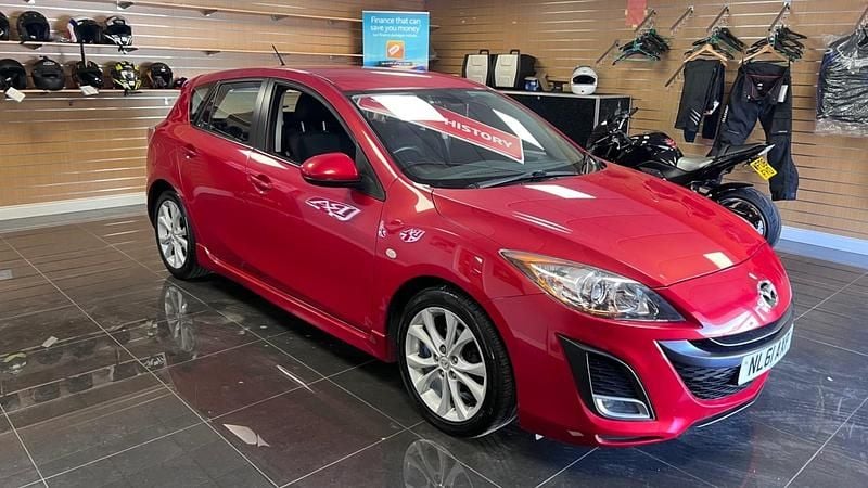 Used Mazda 3 2011 Red Hatchback