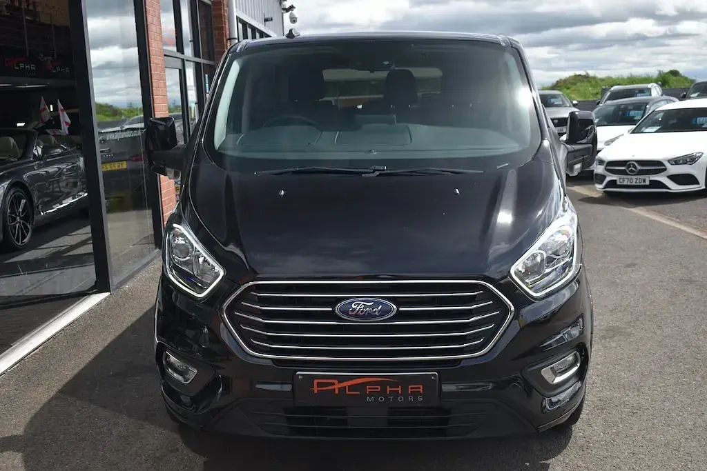 Used Ford Tourneo Titanium 130 HP (95 kW) 2023 Black MPV