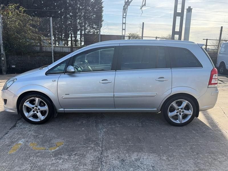 Used Vauxhall Zafira SRi 2008 Silver MPV
