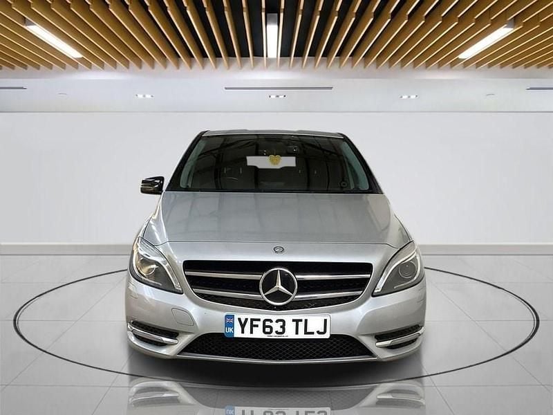 Used Mercedes B180 109 HP (80 kW) 2014 Silver MPV